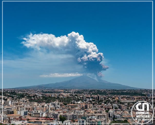 Vulcão Etna entra em erupção e assusta turistas