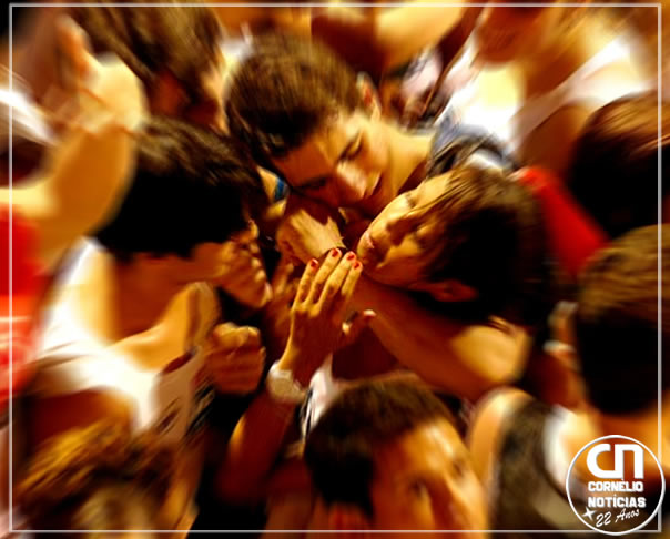 Jovens são detidos por forçar beijo em menor em Cornélio Procópio