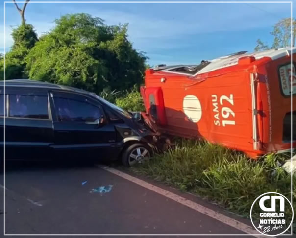 Ambulância do SAMU capota na PR-082 e casal fica gravemente ferido