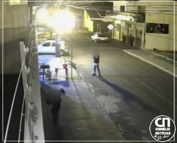 Três pessoas são assassinadas a tiros em bar, no Paraná