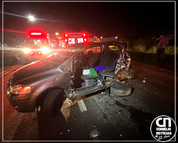 Colisão entre carro e carreta deixa duas mulheres feridas na BR-153