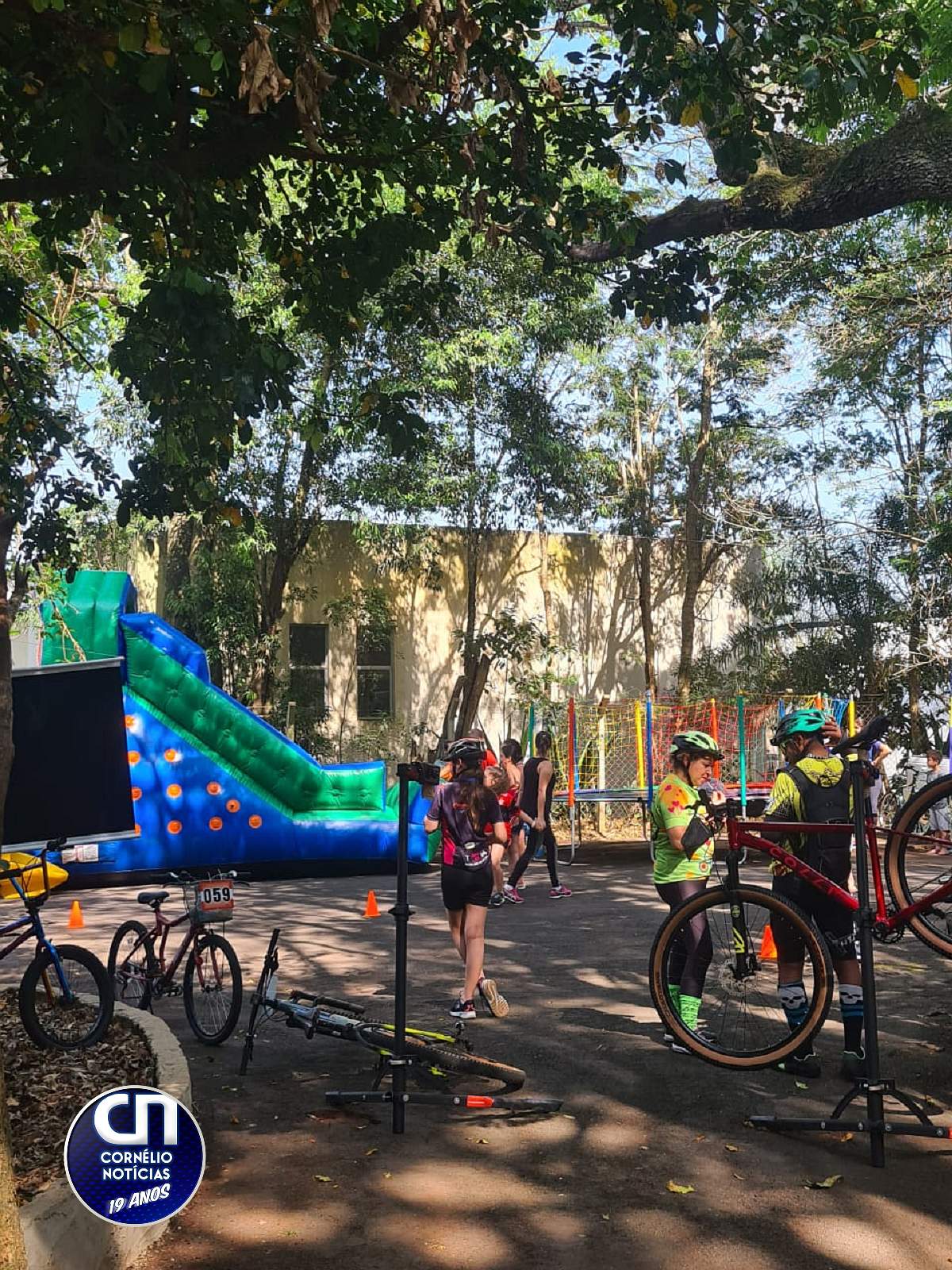 Evento ciclístico reúne apaixonados por bikes em Cornélio Procópio