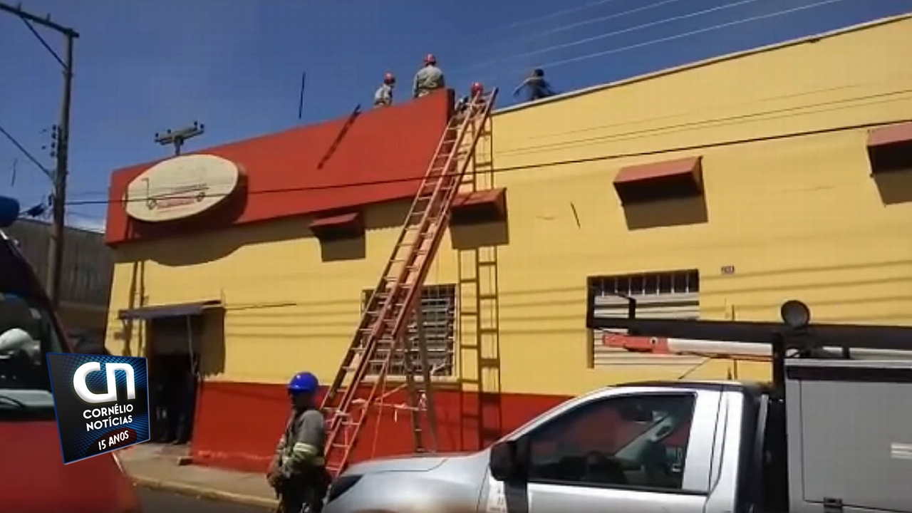 Pintor encosta em fios da rede elétrica e sofre forte descarga em Santa Mariana