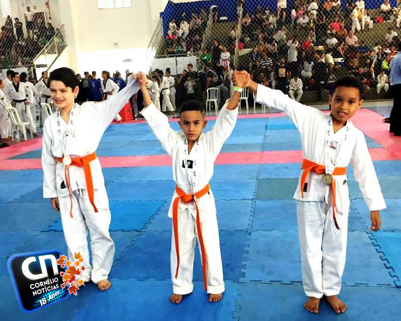 Cornélio Procópio segue brilhando em competições  esportivas. Desta vez, foi no Taekwondo